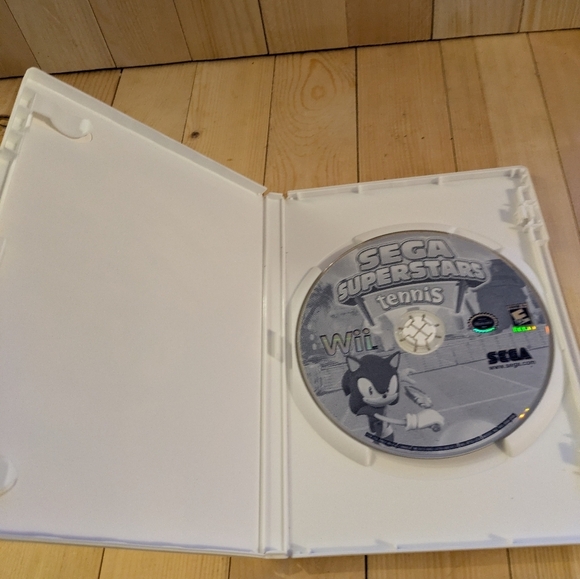 Superstars Tennis for Wii - Used - Picture 4 of 6